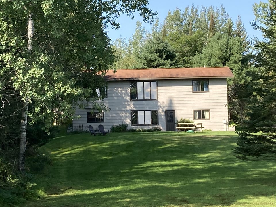 Welcome to Bayside Retreat - The Whole Lower Level will be Yours!