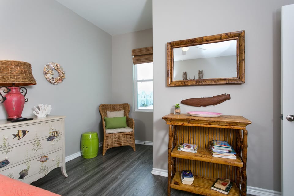 Second bedroom