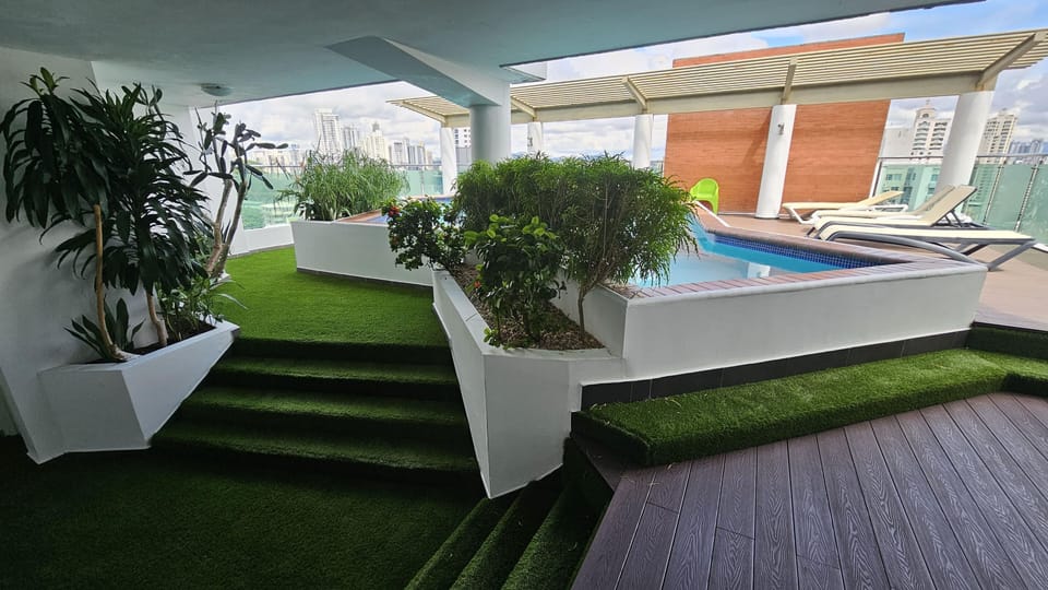 rooftop pool