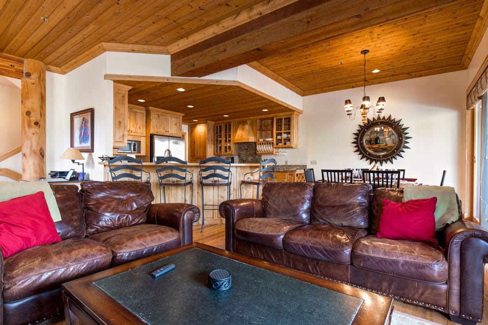 Kitchen Bar Counter Seats Four