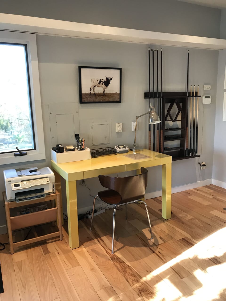 Nice little desk area downstairs if you need to do a little work.