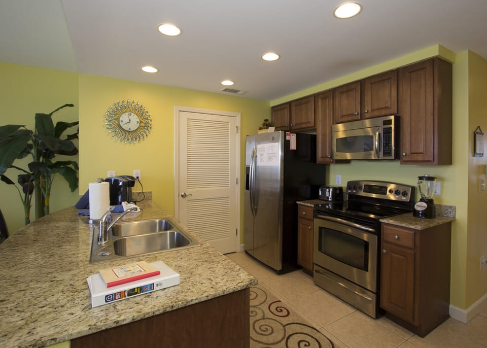 Fully equipped kitchen