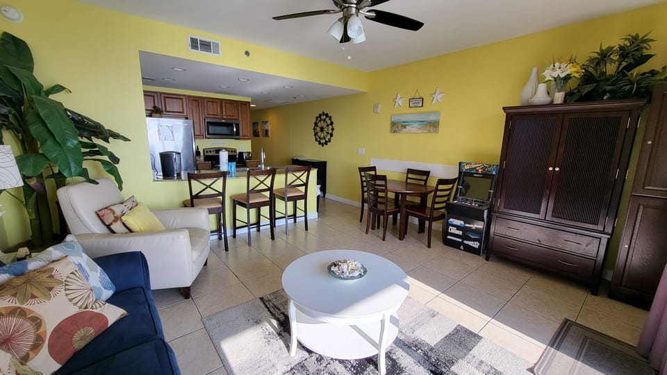Living room - dining table