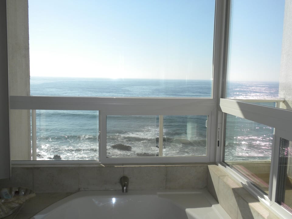 Views while sitting in jacuzzi tub