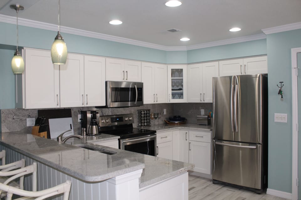 Spacious Upgraded Kitchen