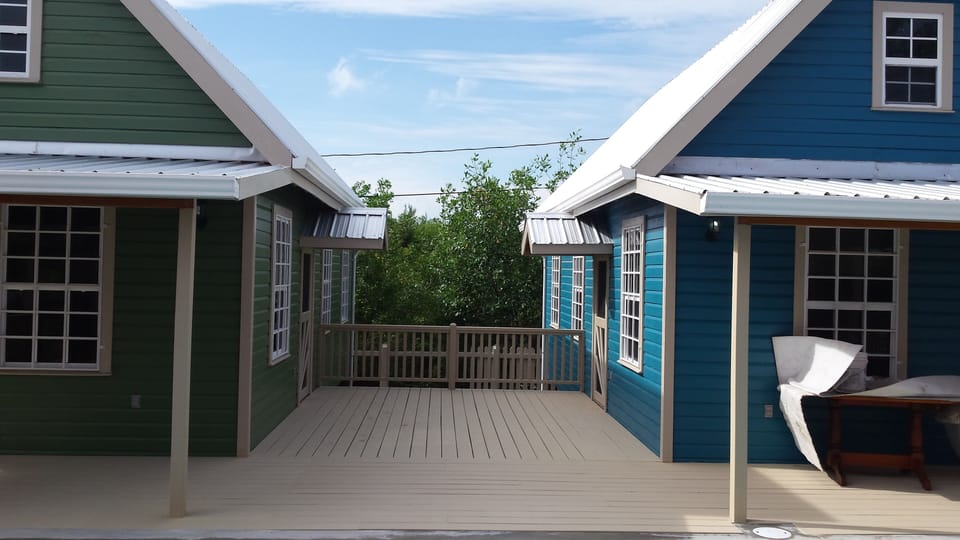 Turtle and Reef Cottages