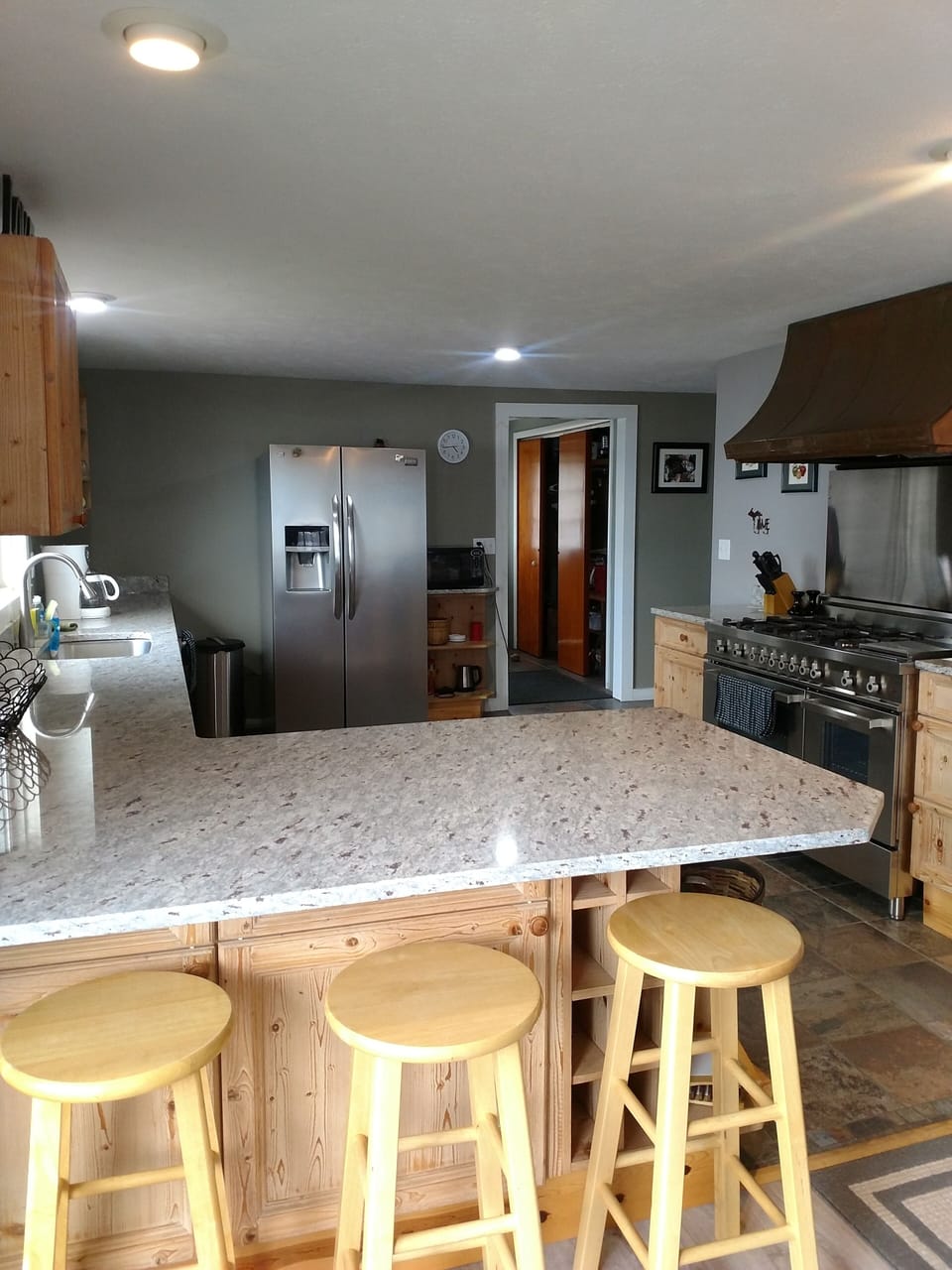 Upper kitchen