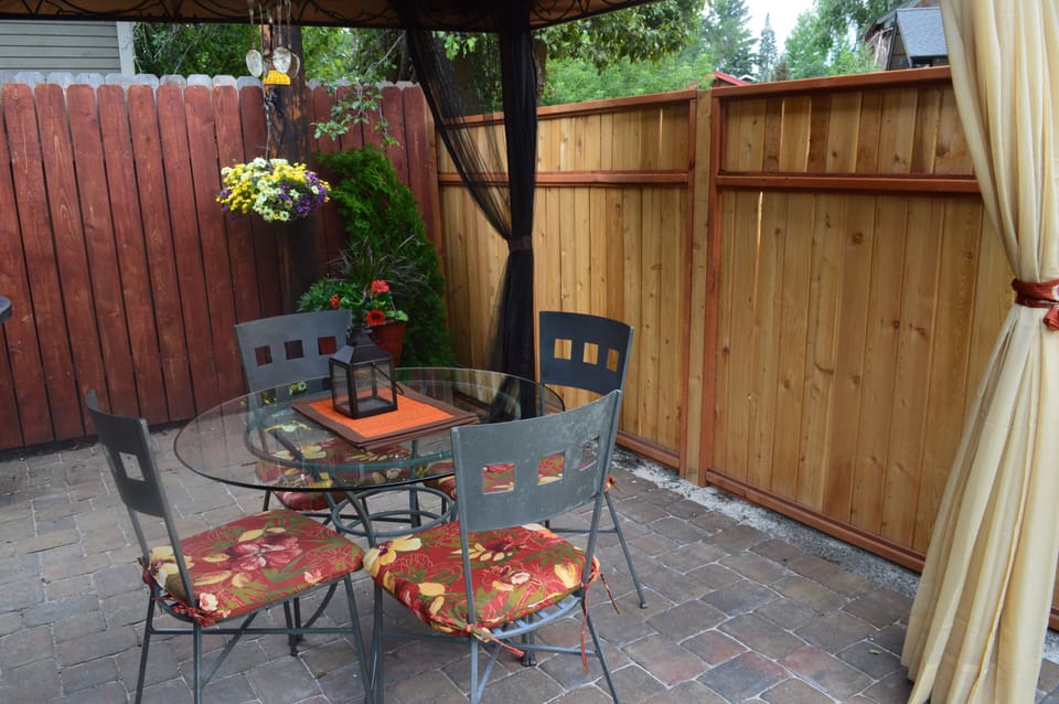 Private downtown oasis