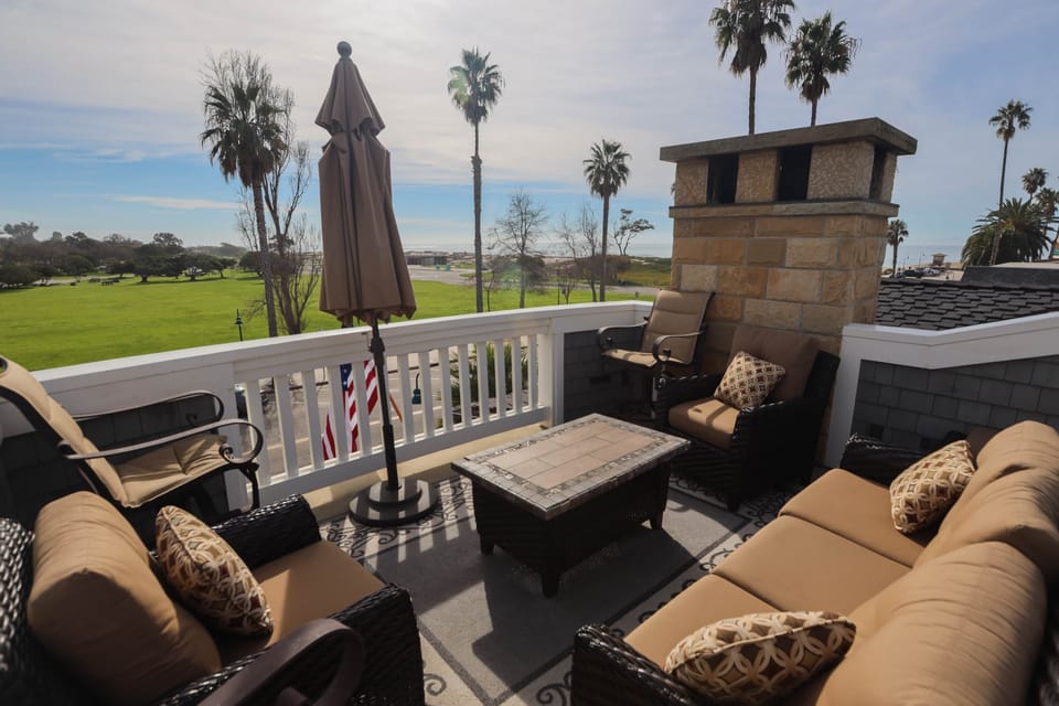 Rooftop Patio