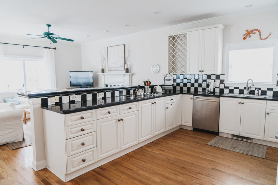 huge kitchen