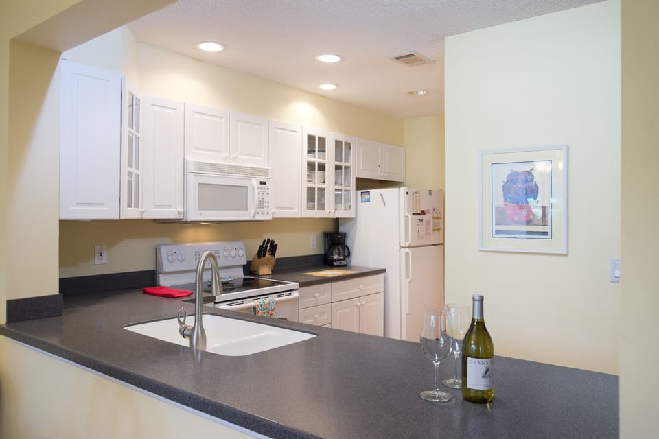 Fully equipped kitchen