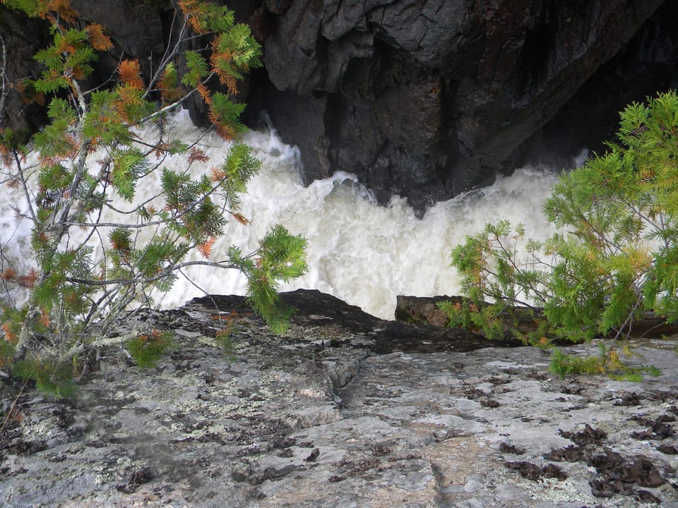 Part of Vermillion River dumping into Crane Lake on east side of the lake Must c