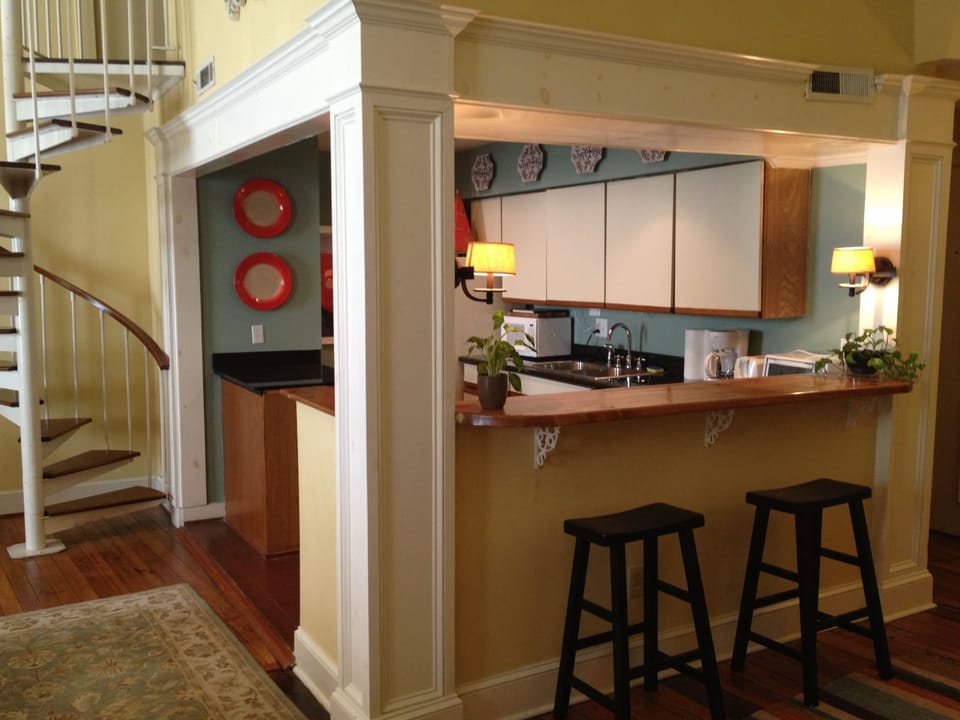 Breakfast bar
