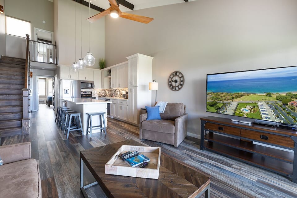 Living Room & Kitchen