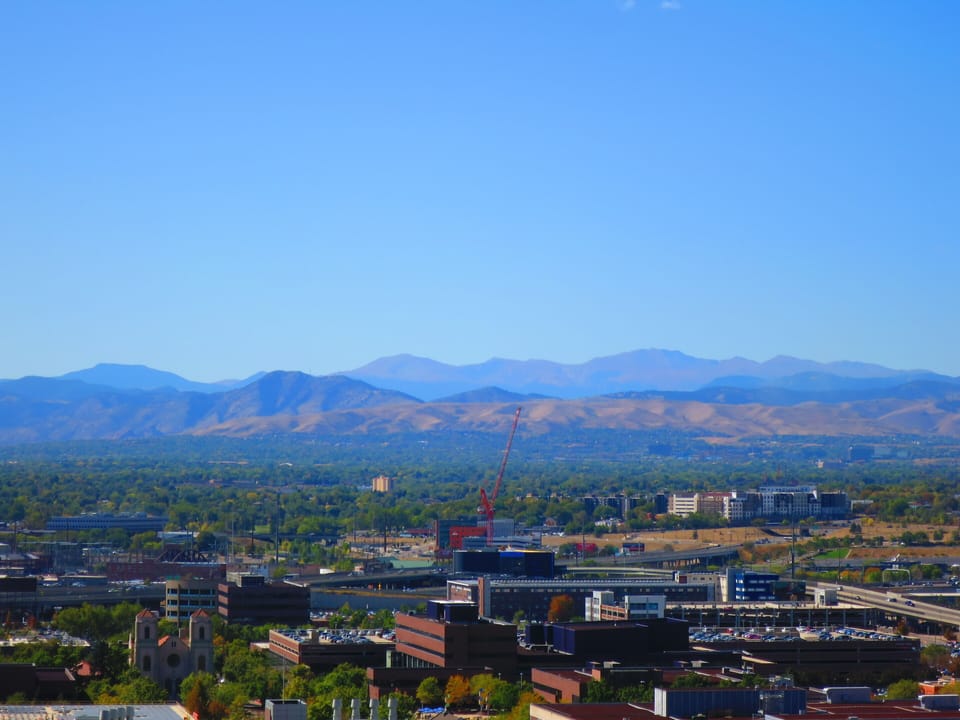 Enjoy the mountain view from the 19th floor!