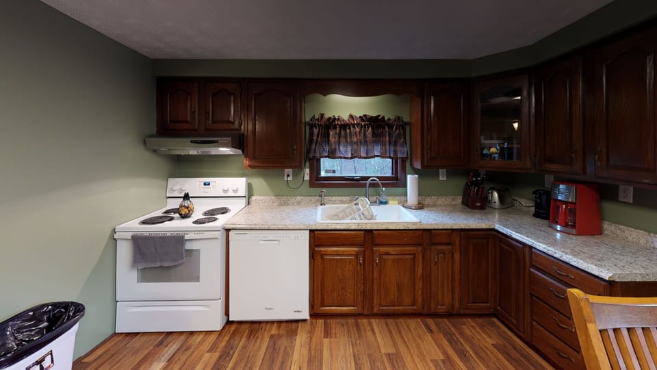 Kitchen comes equipped with all the amenities you need for a getaway!