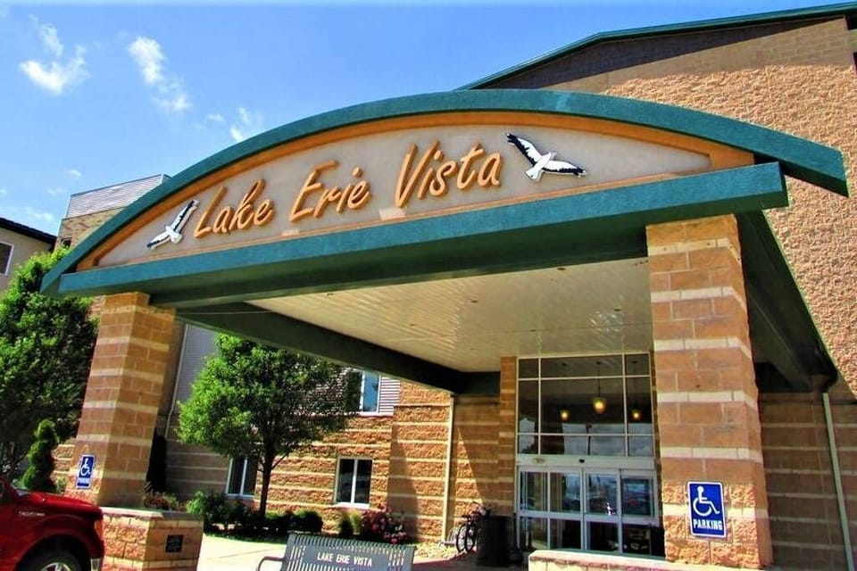 4699 Lake Rd E

440-479-4531