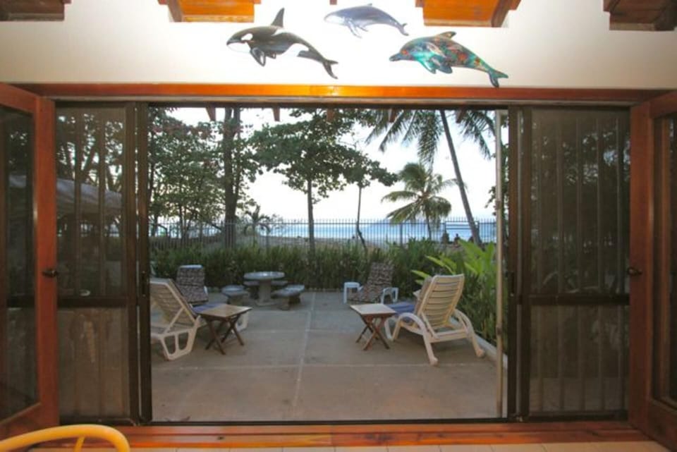 BEACH PATIO