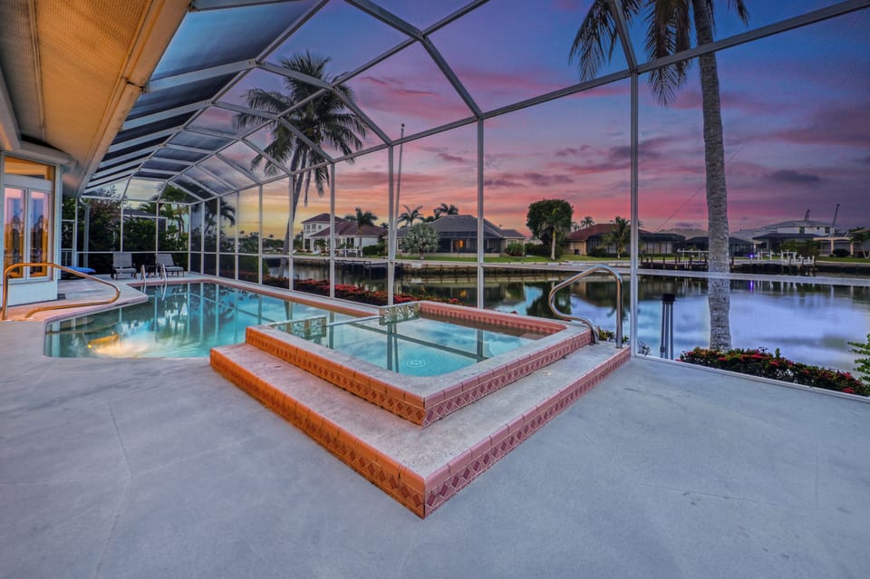 Hot tub