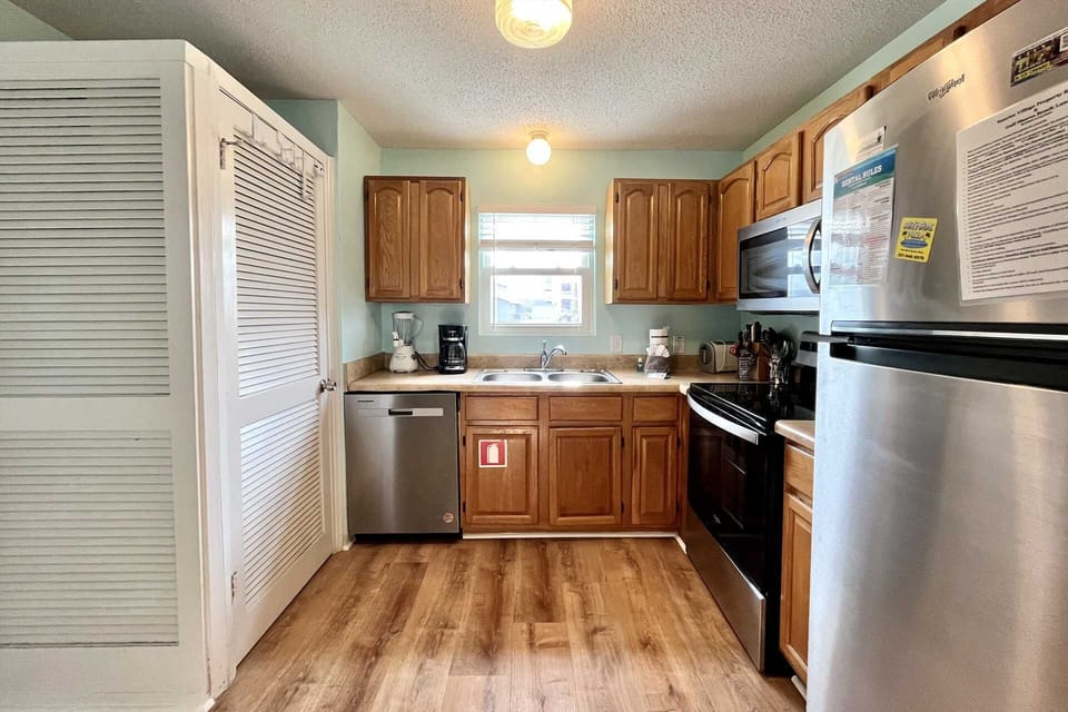 The kitchen island offers extra counter space for prepping meals and additional seating for 2.  The USB charging outlet located at the end for charging devices.