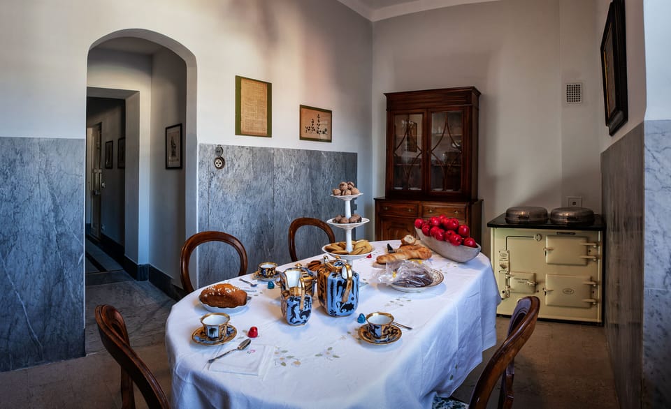 Free daily local cuisine breakfast
