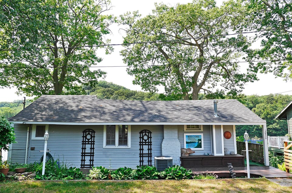 Treehouse Cottage rental on Saugatuck harbor in Saugatuck, MI