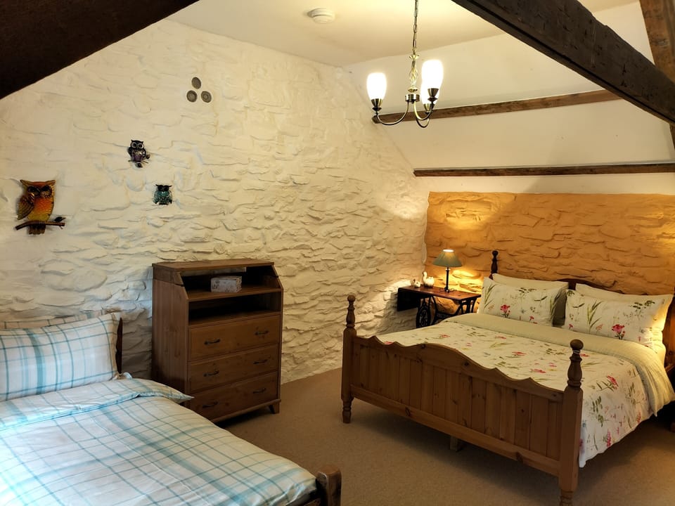 Bedroom 1 - king-size bed and single bed.