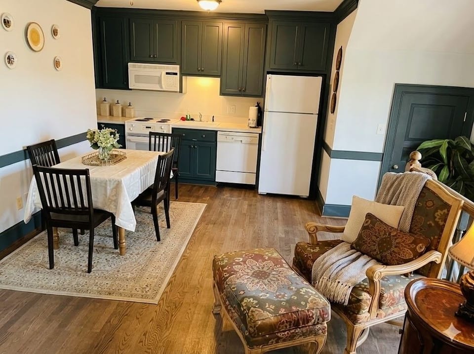 Apartment Kitchen