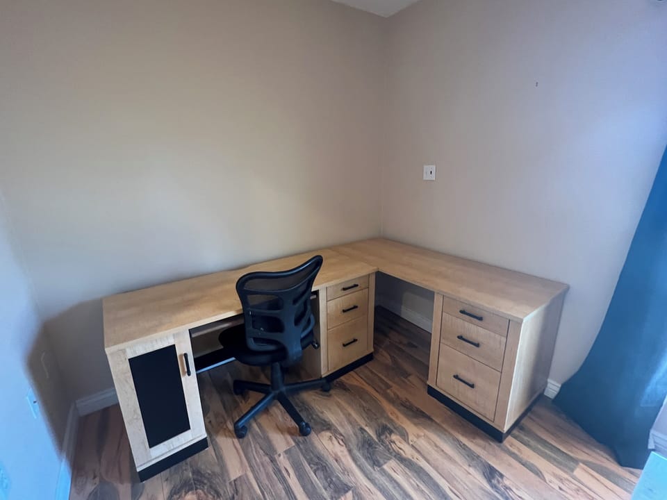 Queen Bedroom #5 with full desk and office chair