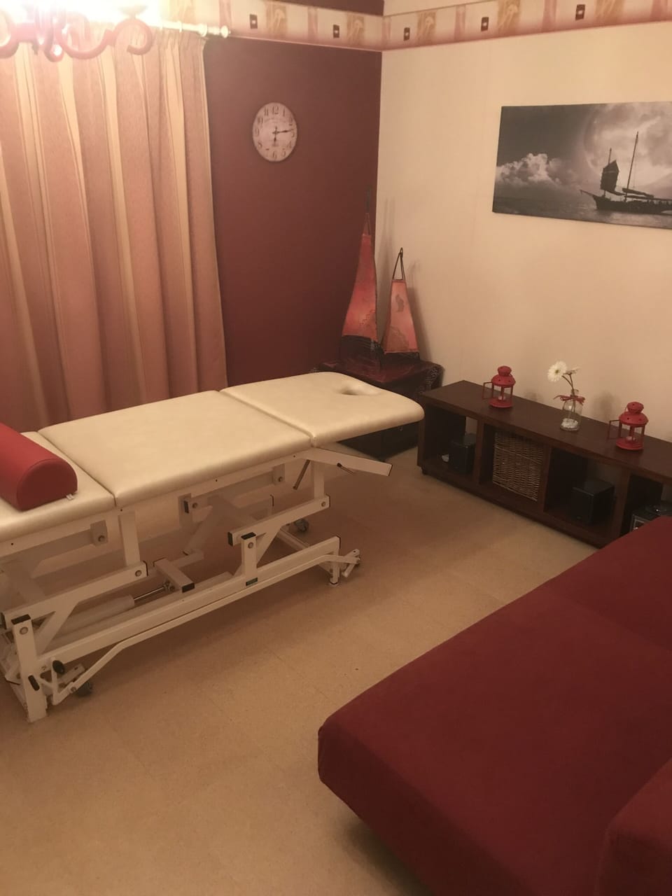 Body treatments, body wraps, body scrubs, facials