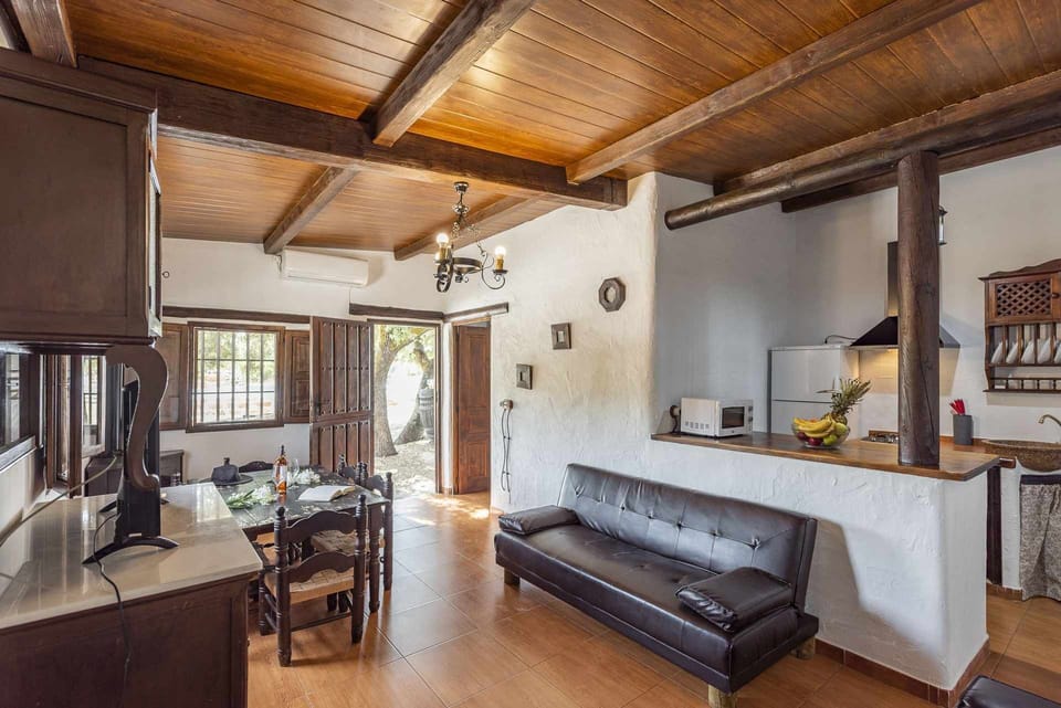 Living room,Dining area