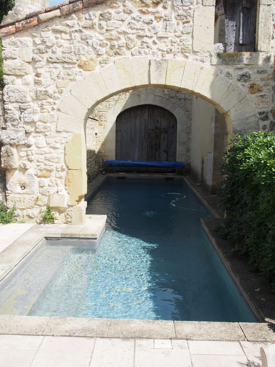 Pool through the archway.  Pool approx. 3 meters by 10 meters.