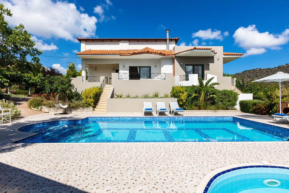Alonia Villa, a brand new, amazing Villa featuring 5 bedrooms and 5 bathrooms!