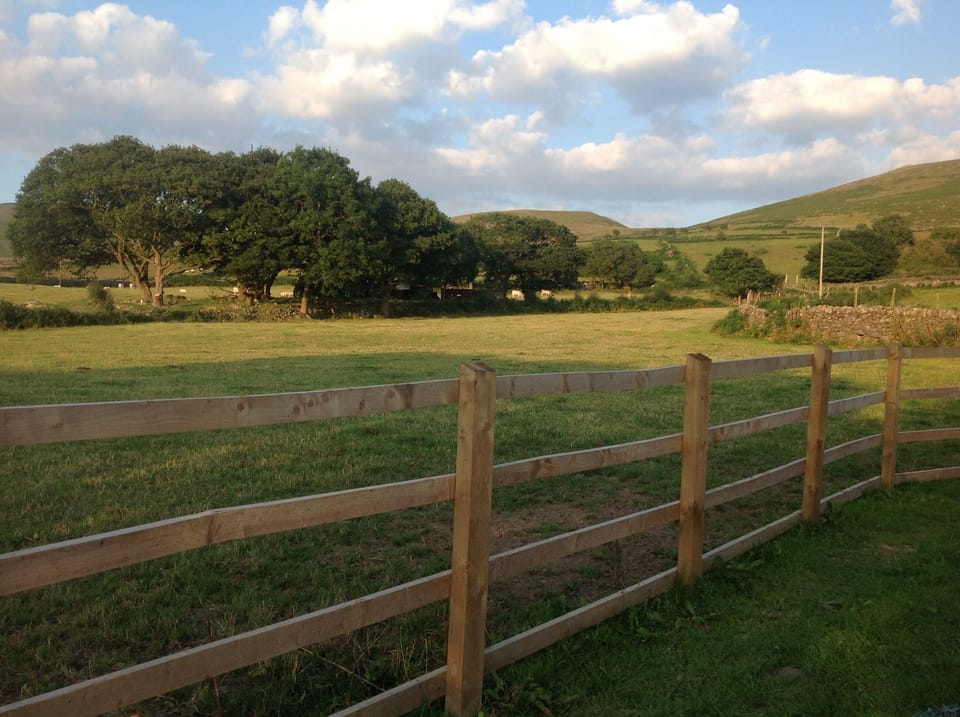 roam the farm. direct access to the mountain