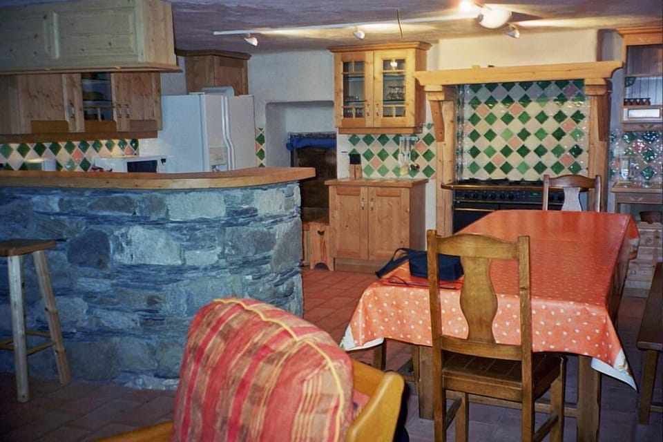 Open plan kitchen
