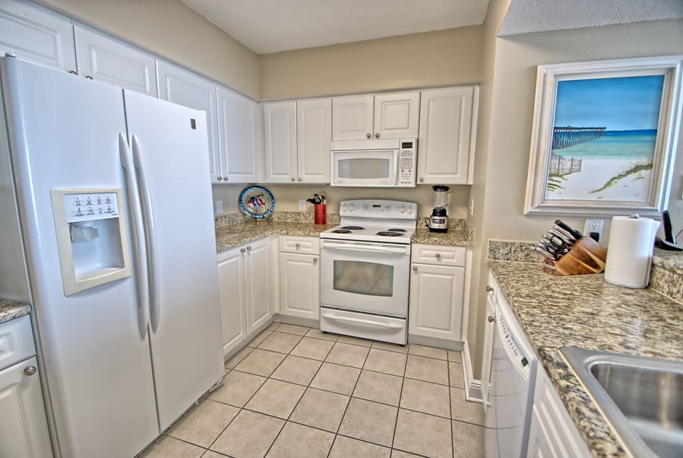 Kitchen 2