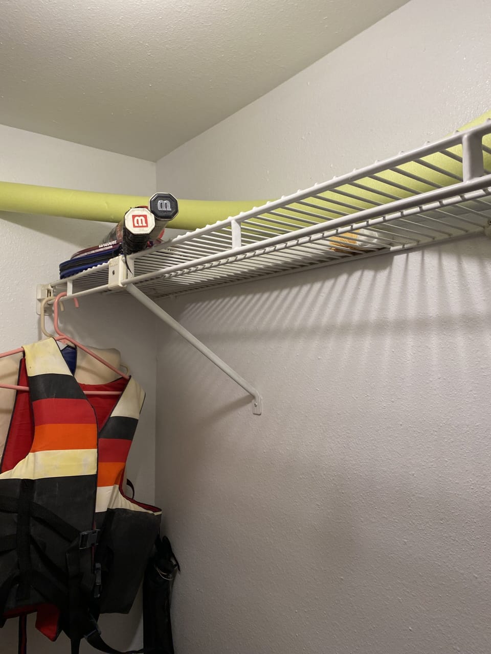 2 tennis racquets 