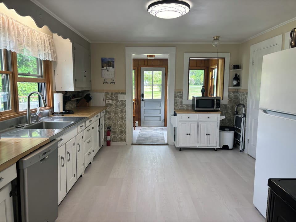 Large Kitchen