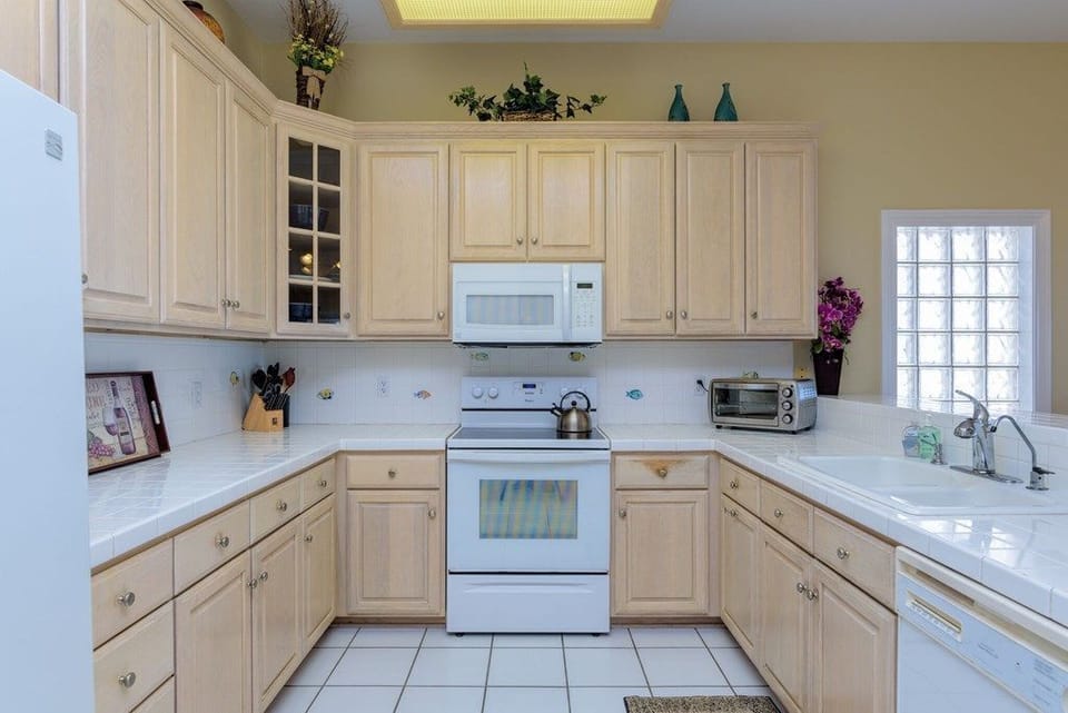 Kitchen with ocean view
