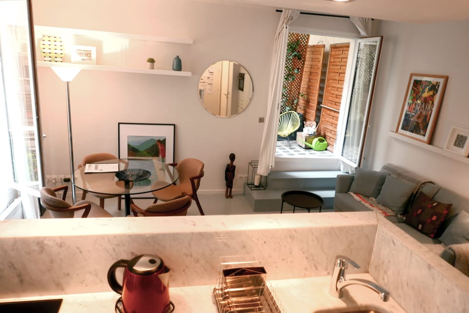 View of the living / dining area from the kitchen
