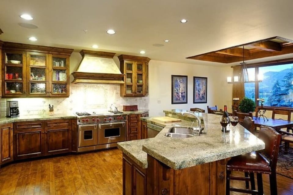 Spacious and Cozy Views, the best of Park City!