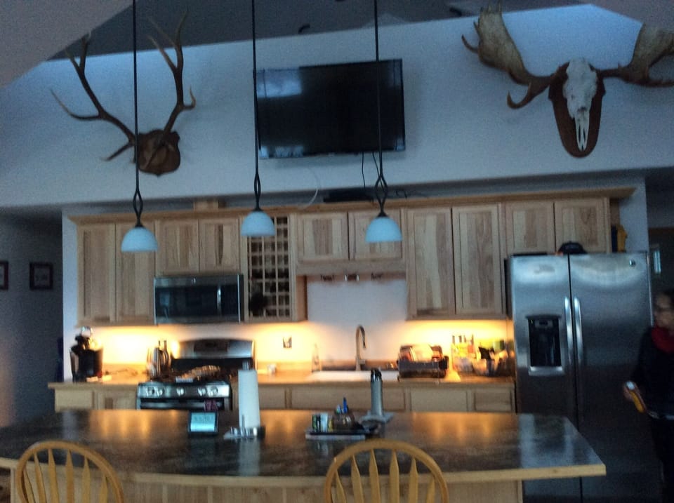 Kitchen/Island 