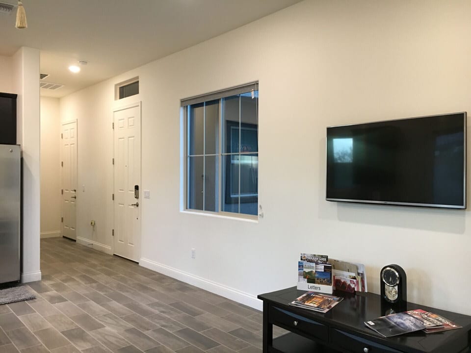 Hallway to bath and bedroom