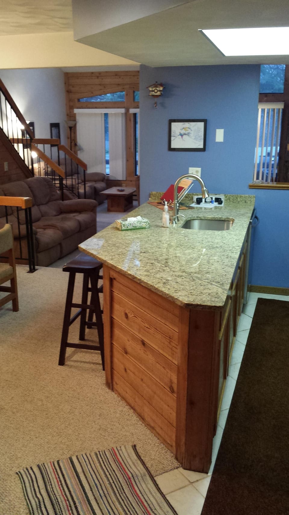 new granite counter tops in the kitchen
