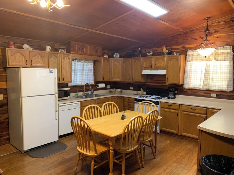 Pots, pans, all dishware and utensils. Everything you need, just like home.