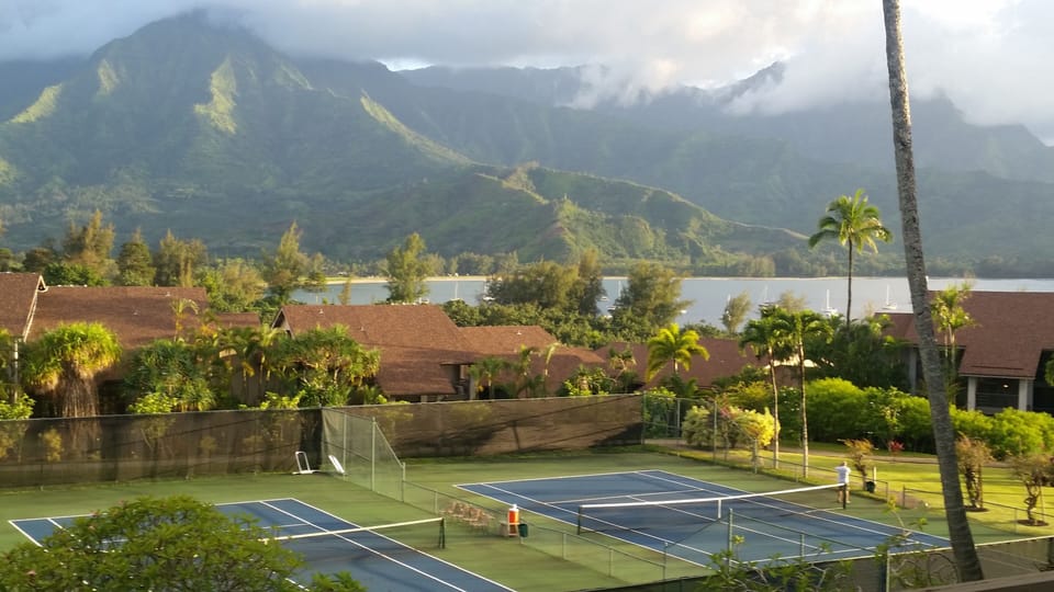 AMAZING PANORAMIC Evening Sunsets from your unit Lanai