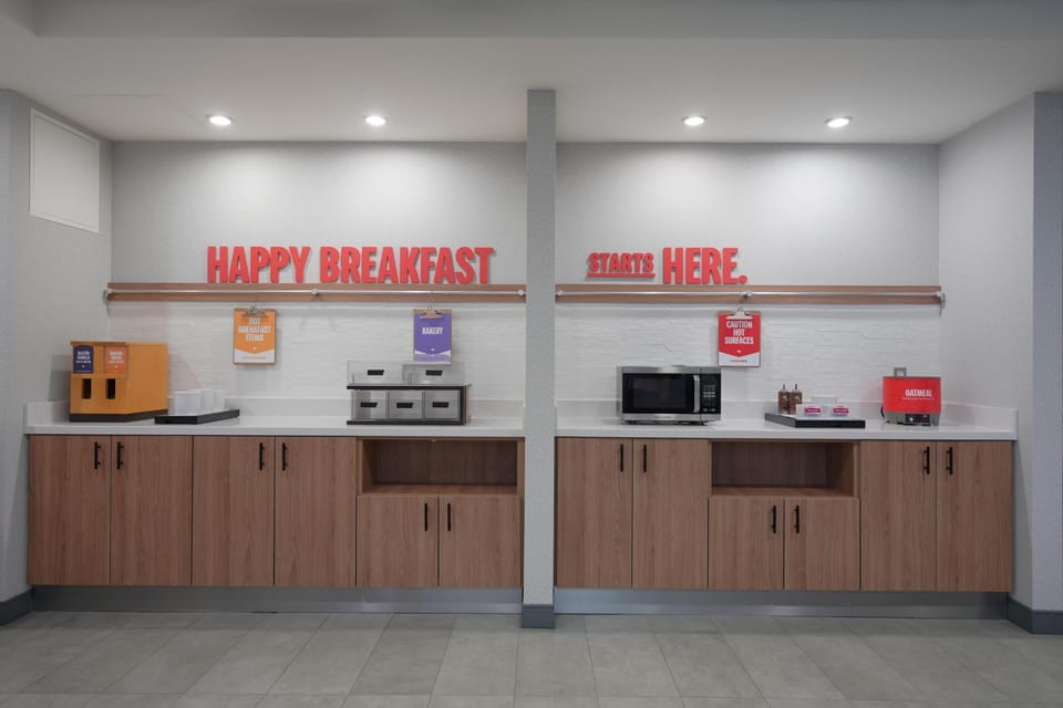 Free daily continental breakfast