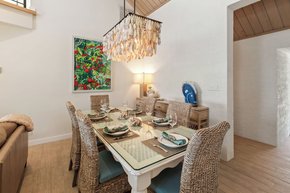 Dining for 6 - 8 complete with placemats, candles and serving dishes