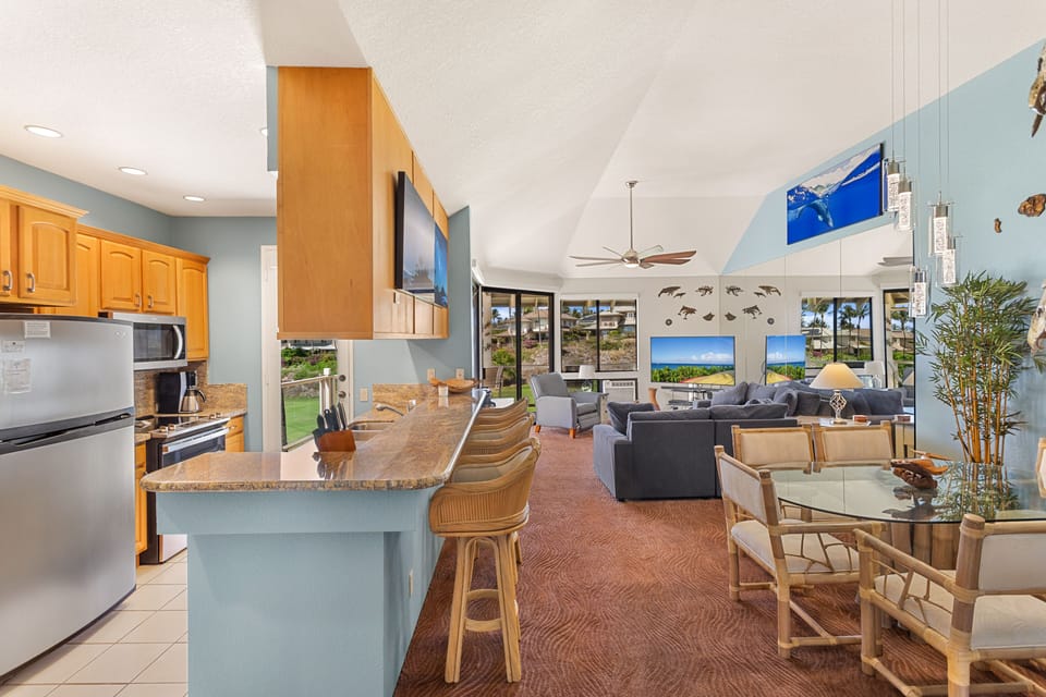Open floor plan allows plenty of space for even the largest number of guests.