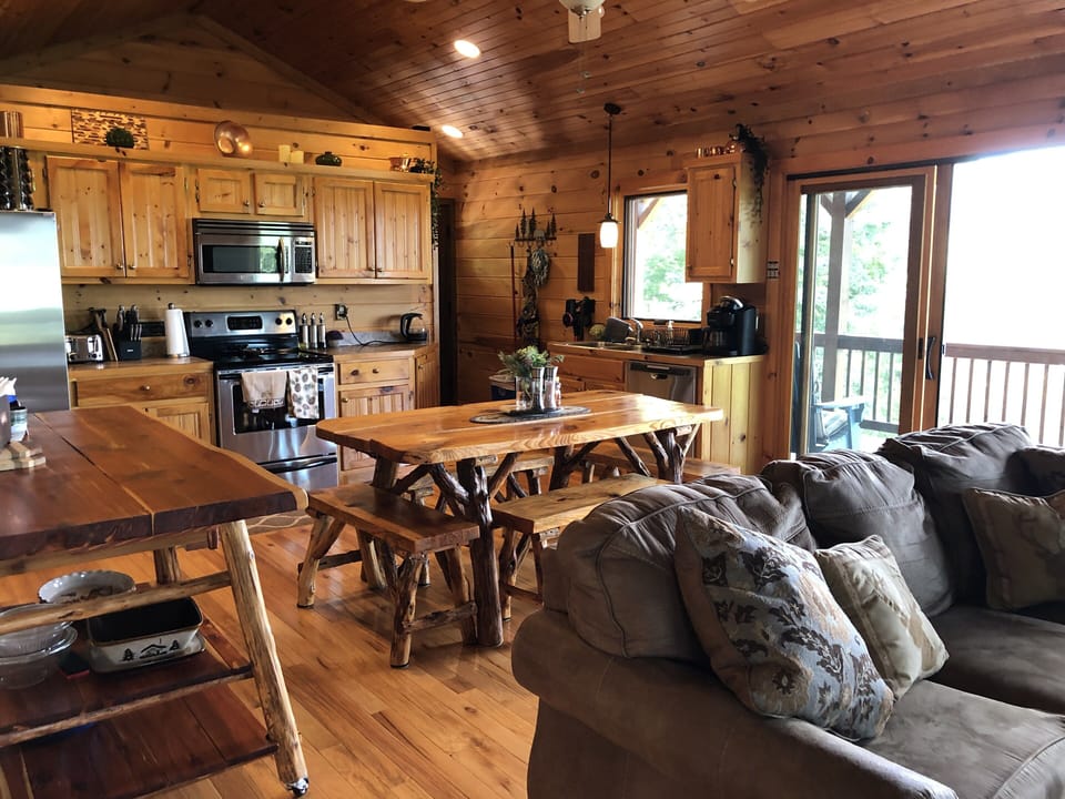 Rustic kitchen and dining area with all the modern amenities 